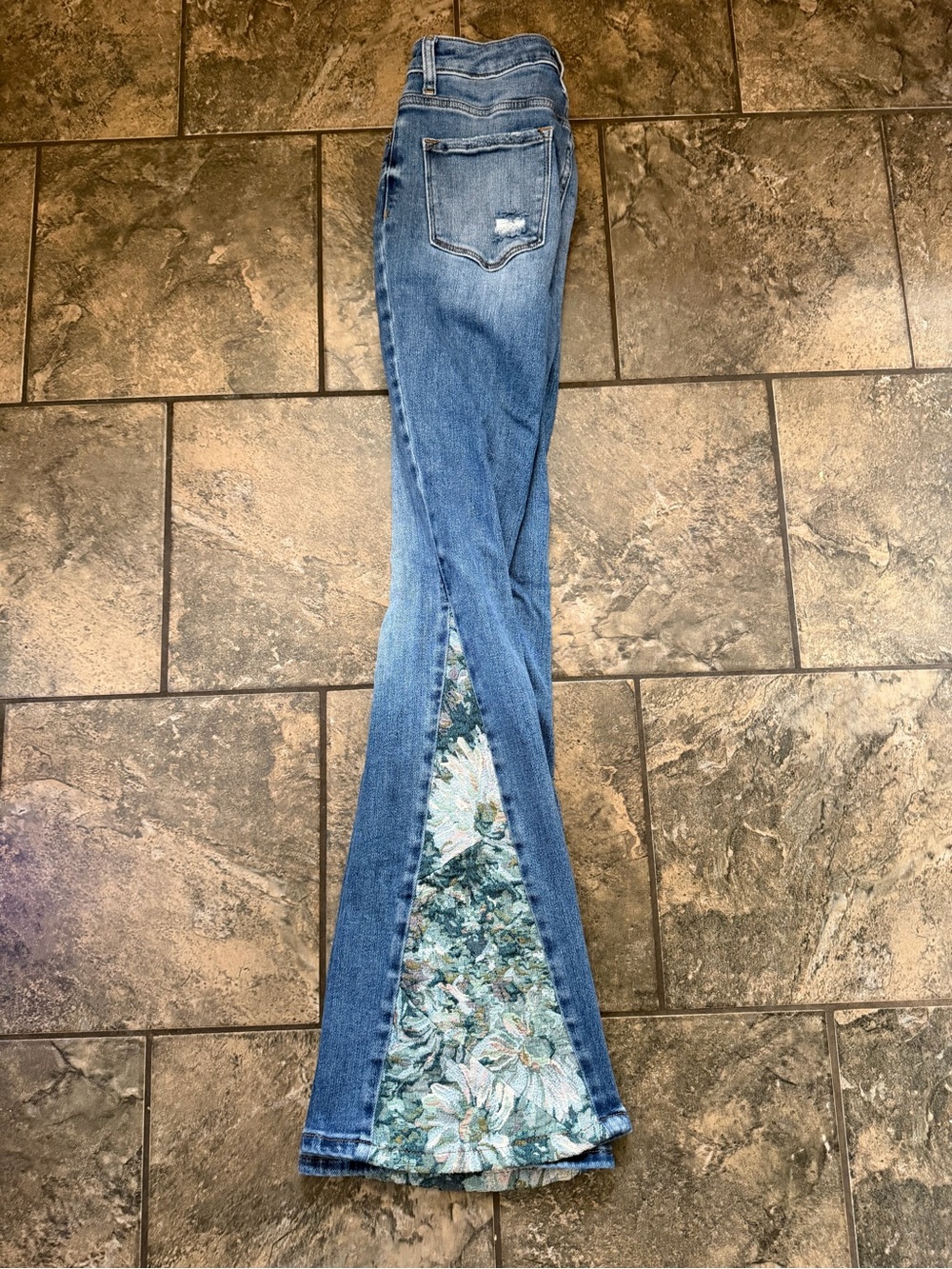 Blue Floral-Panel Flare Jeans for Women - Picture 3 of 8